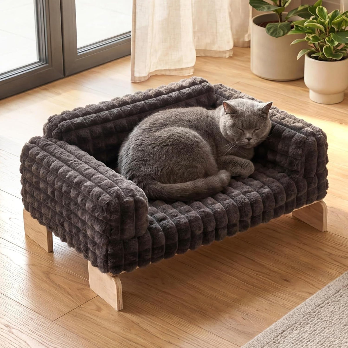 Elevated Wooden Pet Sofa Bed – 2 Sizes, 2 Colors