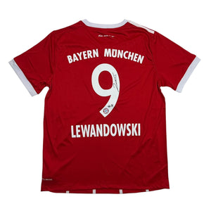 Autographed/Signed Robert Lewandowski Bayern Munich Red Soccer Futbol Jersey Beckett BAS COA
