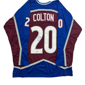 Autographed/Signed Ross Colton Colorado Maroon Hockey Jersey Beckett BAS COA