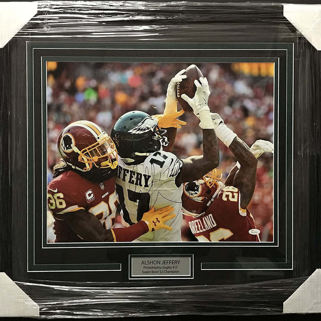 Framed Autographed/Signed Alshon Jeffery Philadelphia Eagles 16x20 Football Photo JSA COA