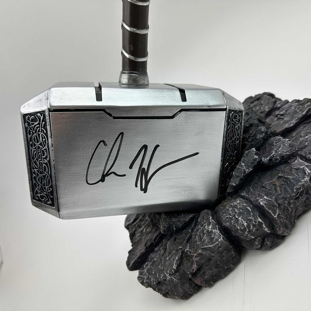 Autographed/Signed Chris Hemsworth Thor Mjolnir 17" Hammer with Base Marvel Avengers Infinity War End Game Replica Movie Prop Beckett BAS COA