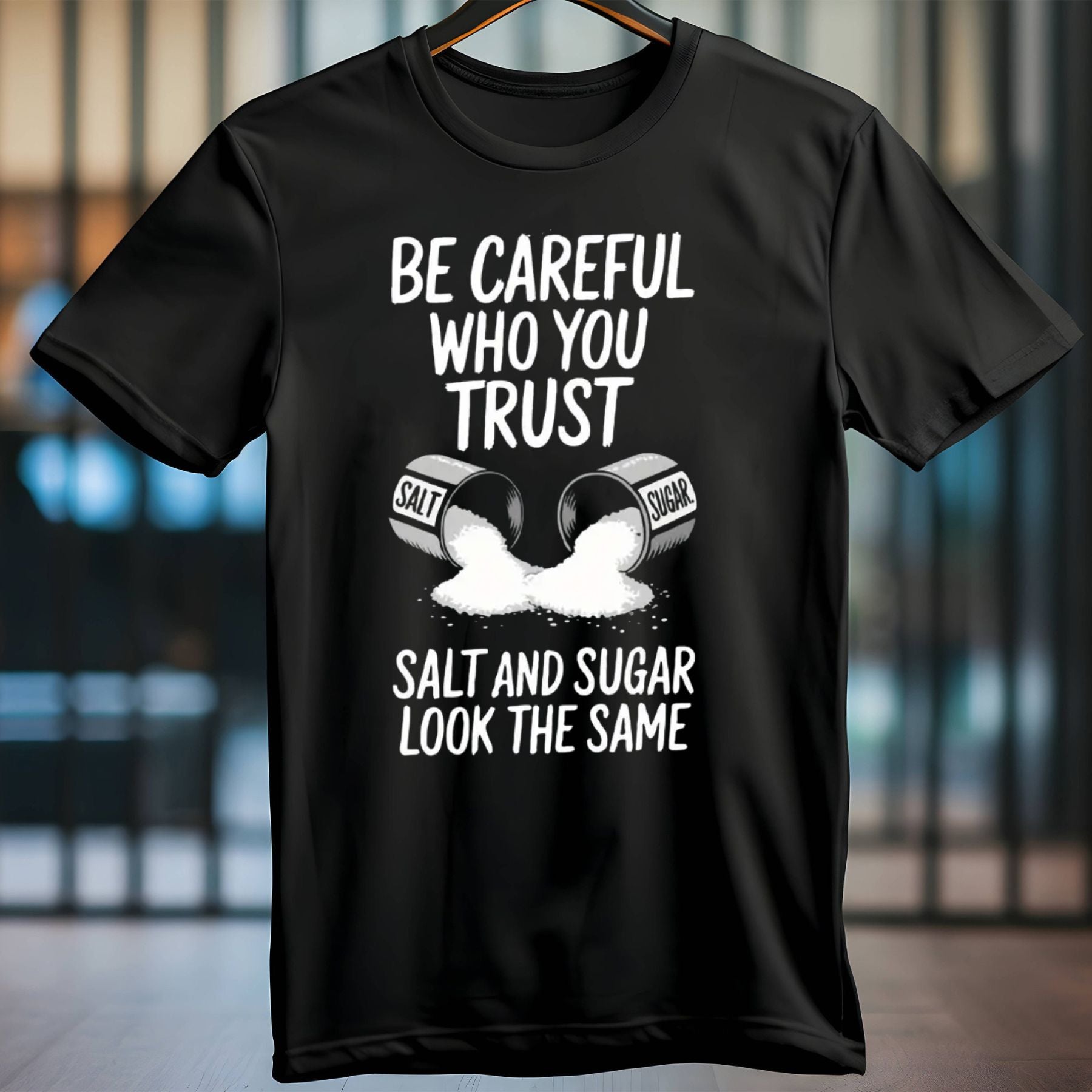 "Salt Graphic: Be Careful Who You Trust" T-Shirt – 200g Heavyweight Cotton Outdoor Fitness Top, Minimalist Gym Graphic Tee for Men & Women