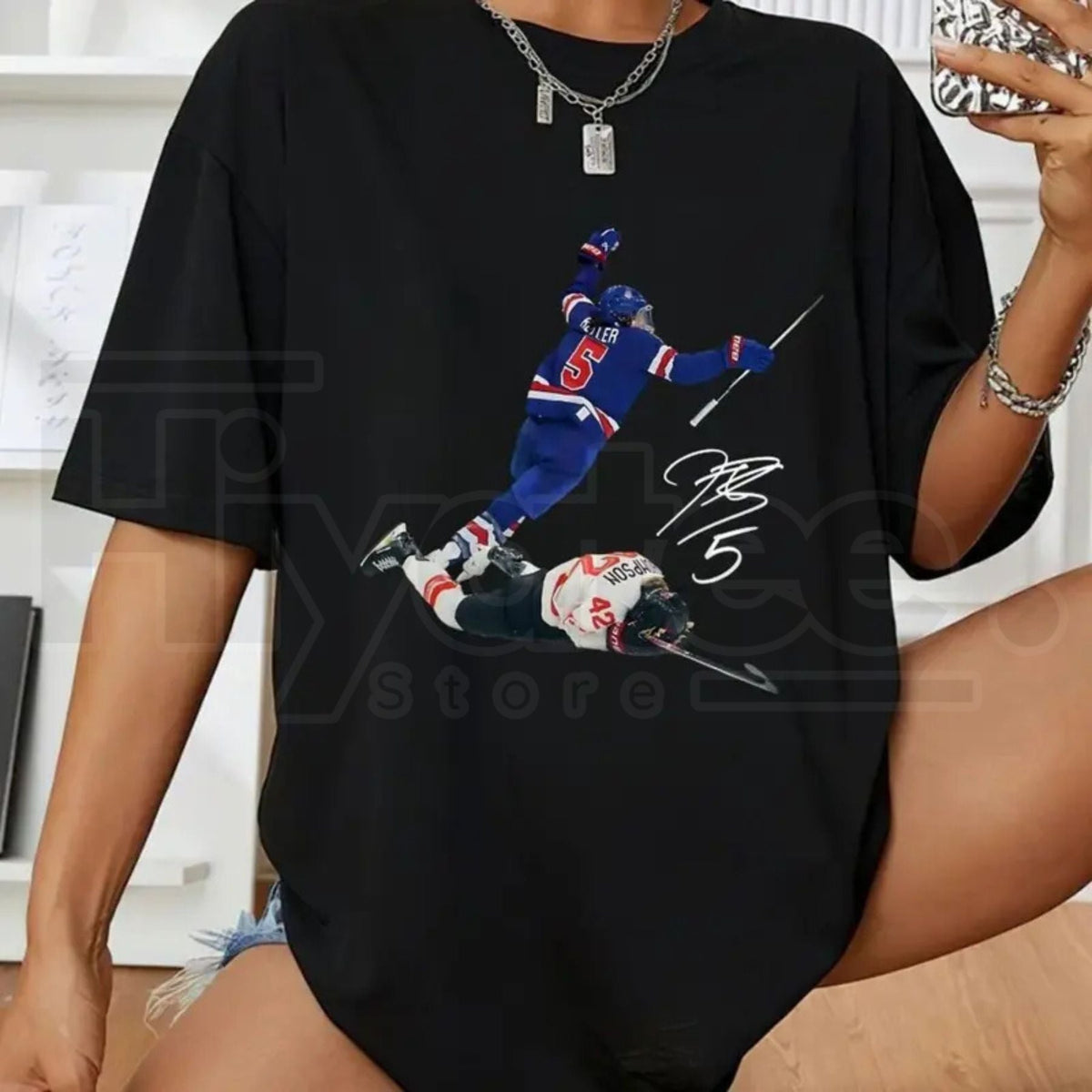 Megan Keller Shirt – Hilary Knight Women’s Hockey Vintage Style Tee, Retro Aesthetic Unisex Cotton Graphic Top