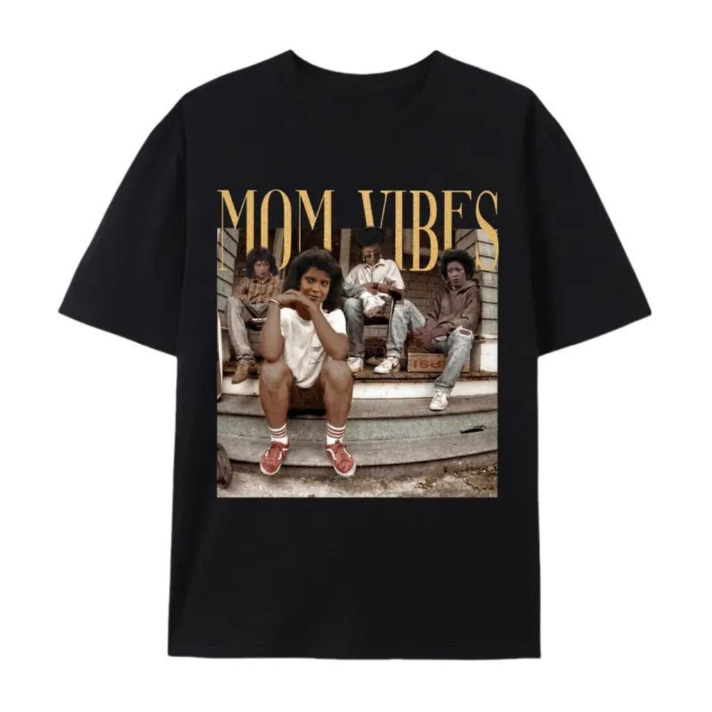Mom Vibes Vintage T-Shirt – Retro 90s Nostalgia Motherhood Graphic Tee, Unisex Cotton Shirt