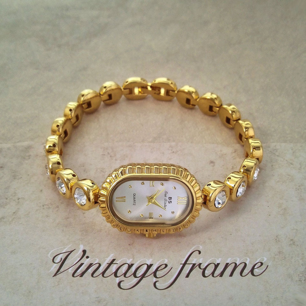 Womens Mid-century Light-luxury Jewelry Oval-arch Fashion Petite Watch