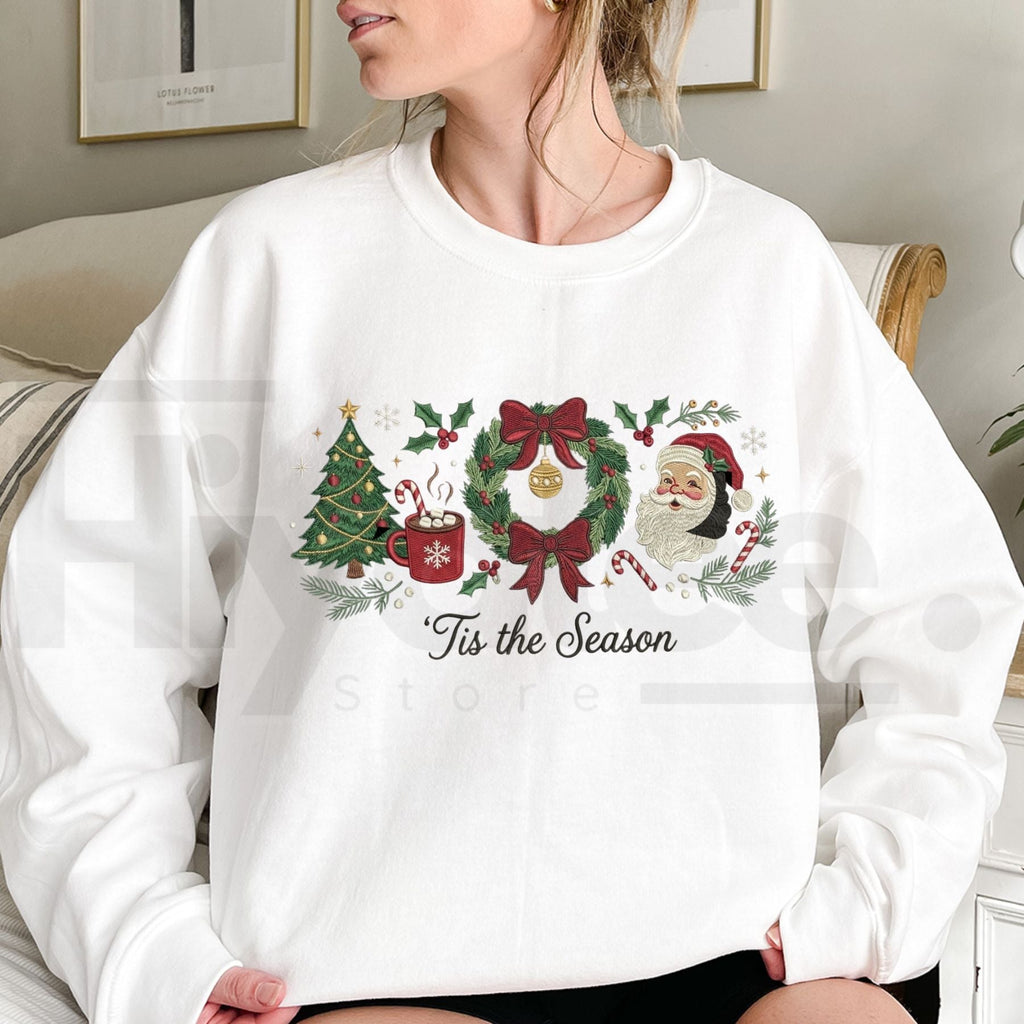 Christmas Gingham Sweatshirt – 'Tis the Season Embroidered Santa Wreath Tree Crewneck, Cozy Holiday Festive Pullover