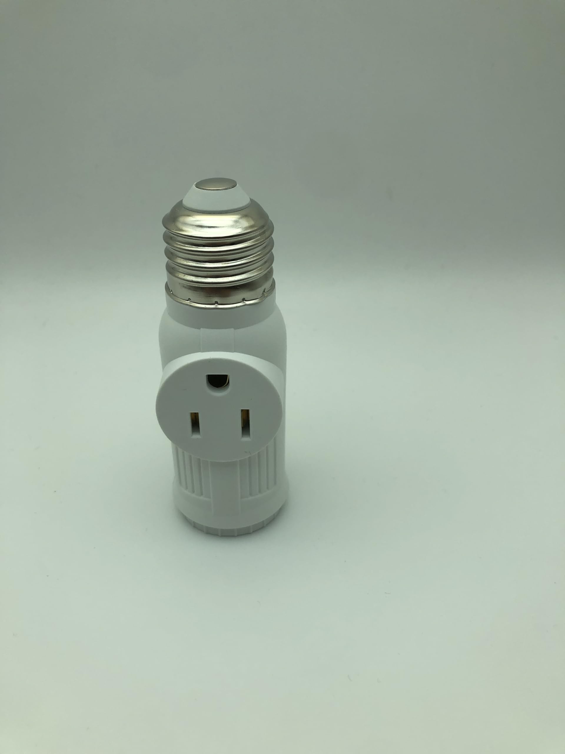 Figame E26/E27 3 Prong Light Bulb Socket Adapter Polarized White 2 Pack