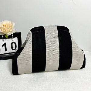 Bold Stripes Black Rice Model