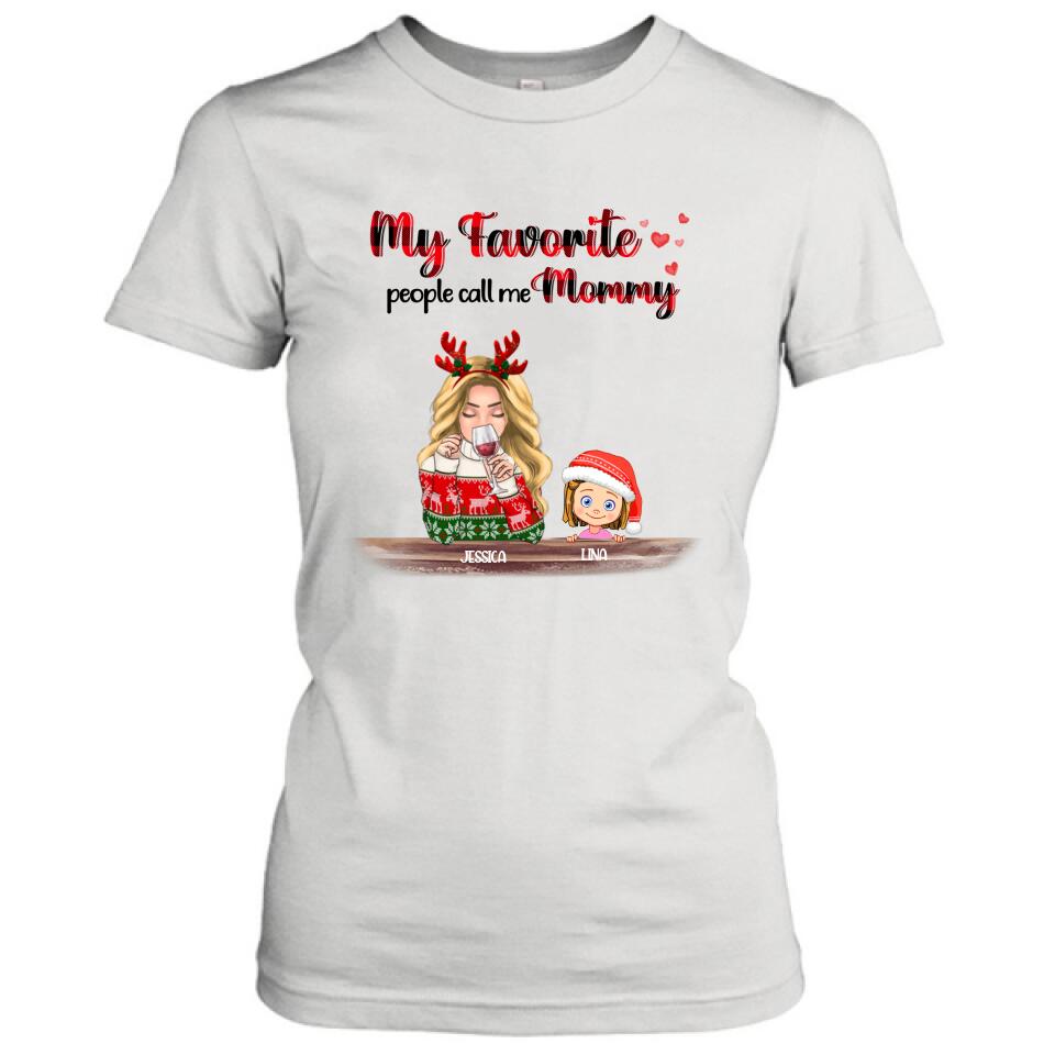 Personalized Mommy And Kids Xmas Sweatshirt/Hoodie/T-Shirt - Mom With Up to 5 Kids - Christmas Gift For Mom - T1IGHH