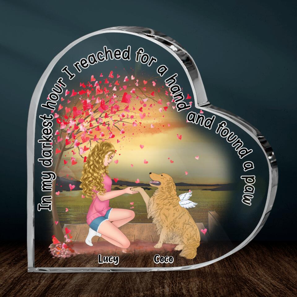 Personalized Dog Mom Crystal Heart - Gift Idea For Dog Lovers - In My Darkest Hour I Reached For A Hand And Found A Paw