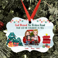 Personalized Christmas Couple On Car Aluminium Ornament - Gift Idea For Christmas/Family With Up To 2 Kids - God Blessed The Broken Road That Led Me Straight To You