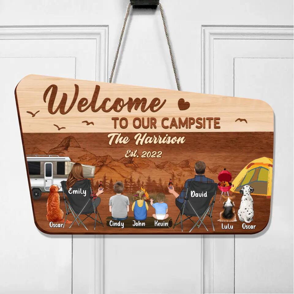 Personalized Camping Family Wooden Sign - Couple/Parents/Single Parent With Up to 3 Kids And 3 Pets - Gift Idea For Family/Camping/Dog/Cat Lovers - Welcome To Our Campsite