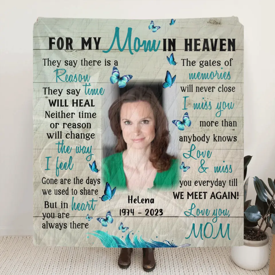 Personalized Memorial Photo Fleece Throw Blanket/Quilt - Memorial Gift Idea For Mother's Day - I Miss You More Than Anybody Knows