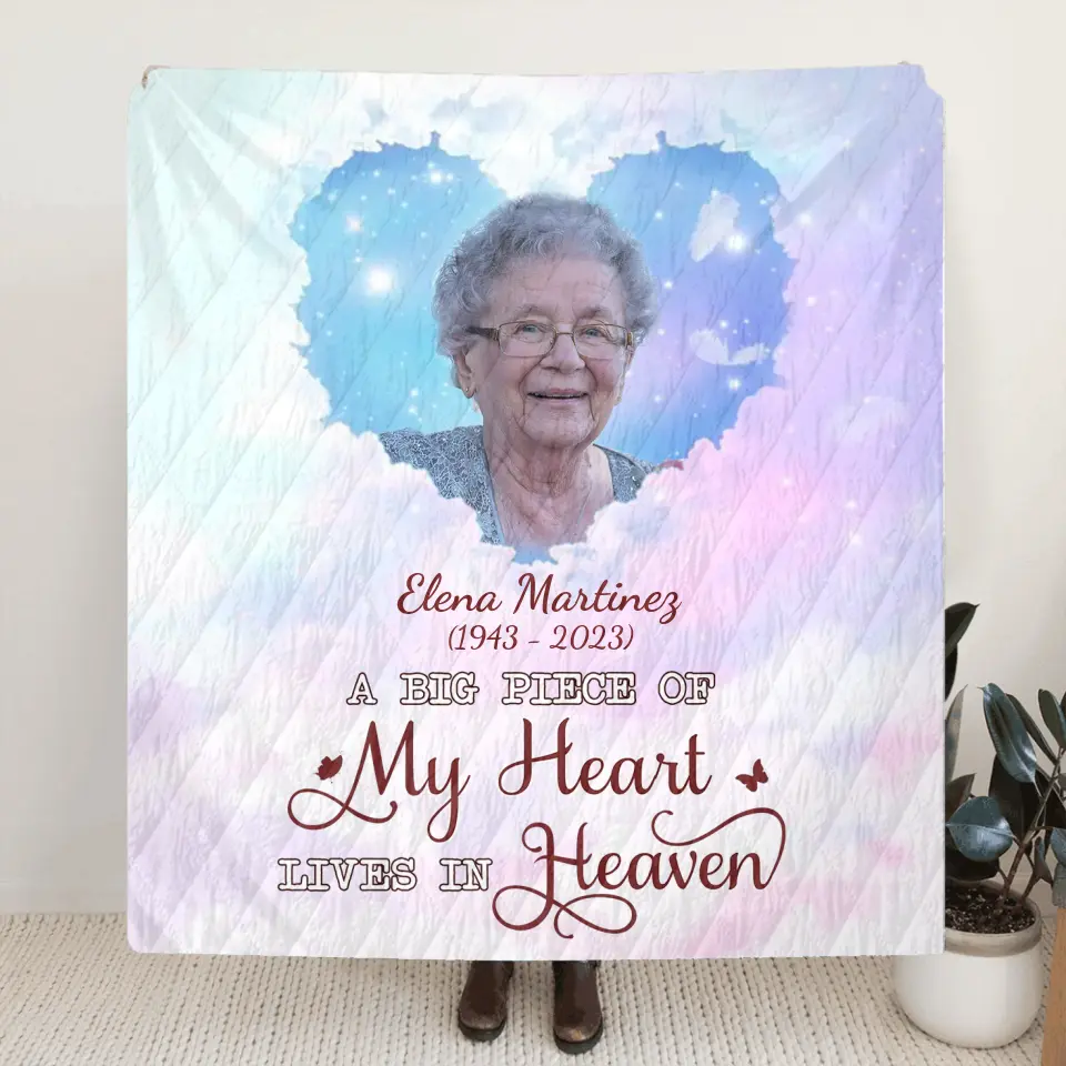 Personalized Memorial Photo Fleece Throw Blanket/Quilt - Memorial Gift Idea For Family Member - A Big Piece Of My Heart Lives In Heaven