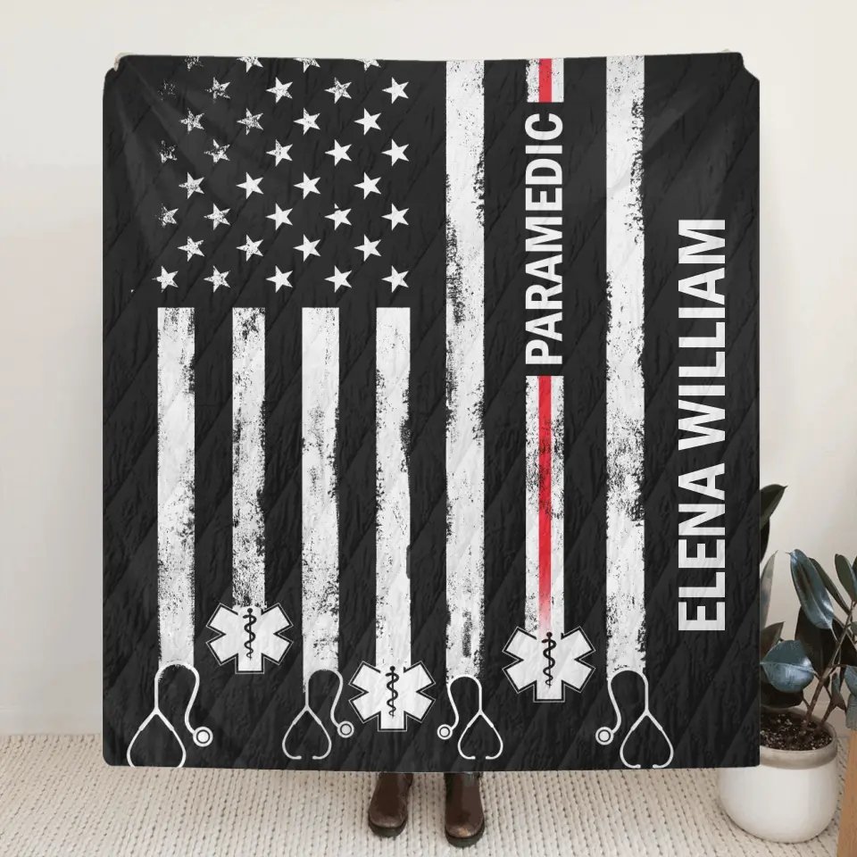 Personalized US Healthcare Worker Fleece Throw Blanket & Quilt - Gift Idea For Paramedic/Colleague