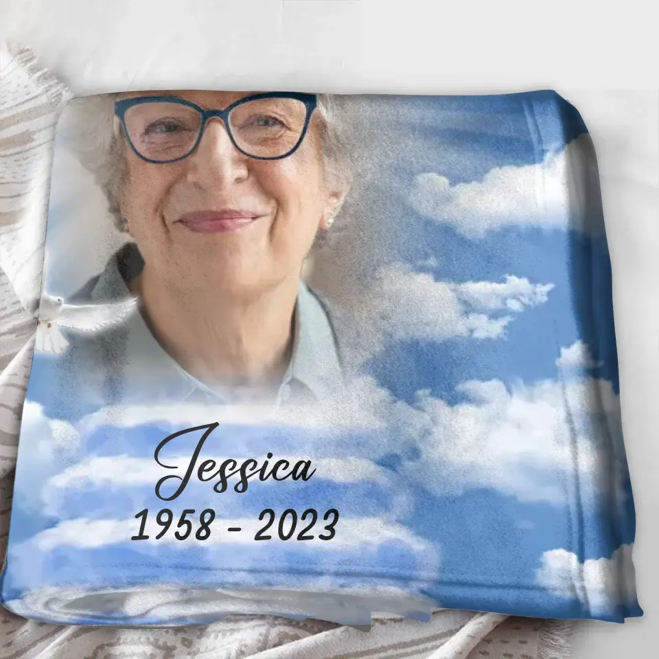 Personalized Memorial Photo Quilt/Fleece Throw Blanket - Memorial Gift Idea For Mother's Day/Father's Day - A Big Piece Of My Heart Lives In Heaven