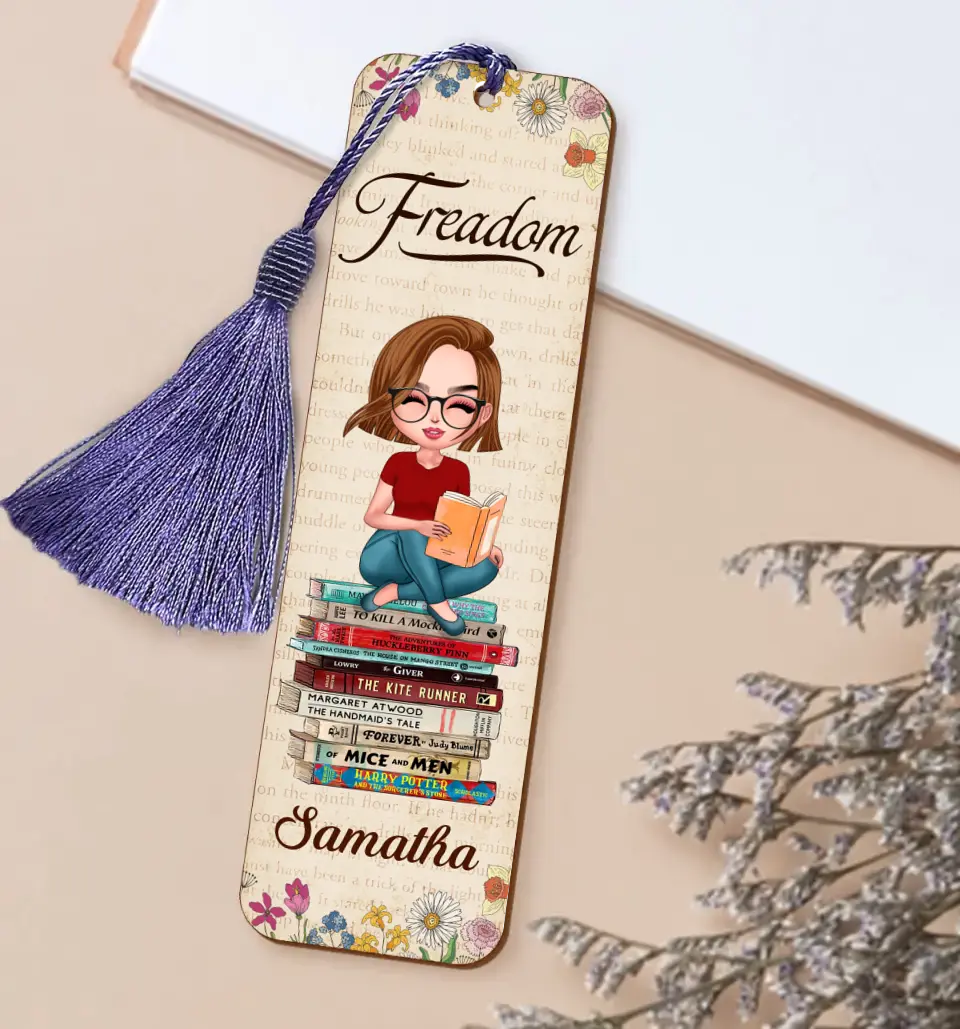 Personalized Reading Girl Wooden Bookmark - Gift Idea For Book Lover - Freadom