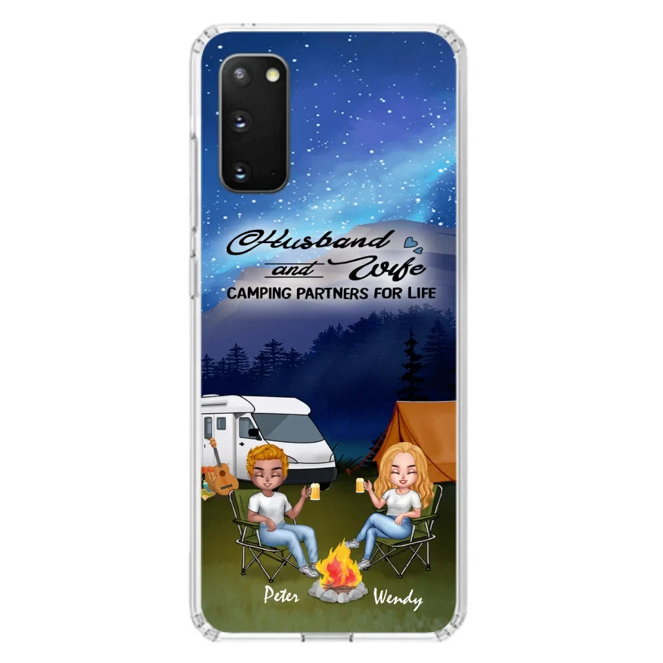 Custom Personalized Camping Night Chibi Phone Case - Couple With Upto 2 Dogs - Gift Idea For Camping Lover - Case For iPhone And Samsung