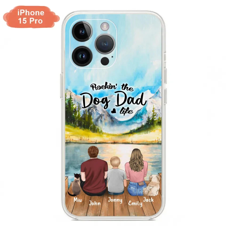 Personalized Pet Couple Phone Case - Parent With 1 Kid And 2 Pets - Case For iPhone And Samsung