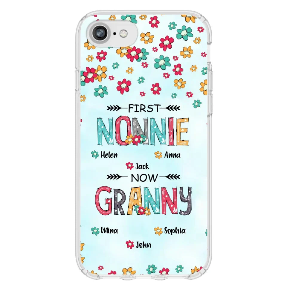 Custom Personalized Grandma Phone Case - Upto 4 Kids And 8 Grandkids - Mother's Day Gift Idea for Grandma - First Mom Now Nana Kid And Grandkids Flower Pattern - Case For iPhone And Samsung