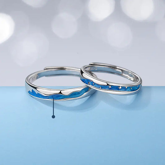 Small Design Feeling Rings - A Stylish Pair