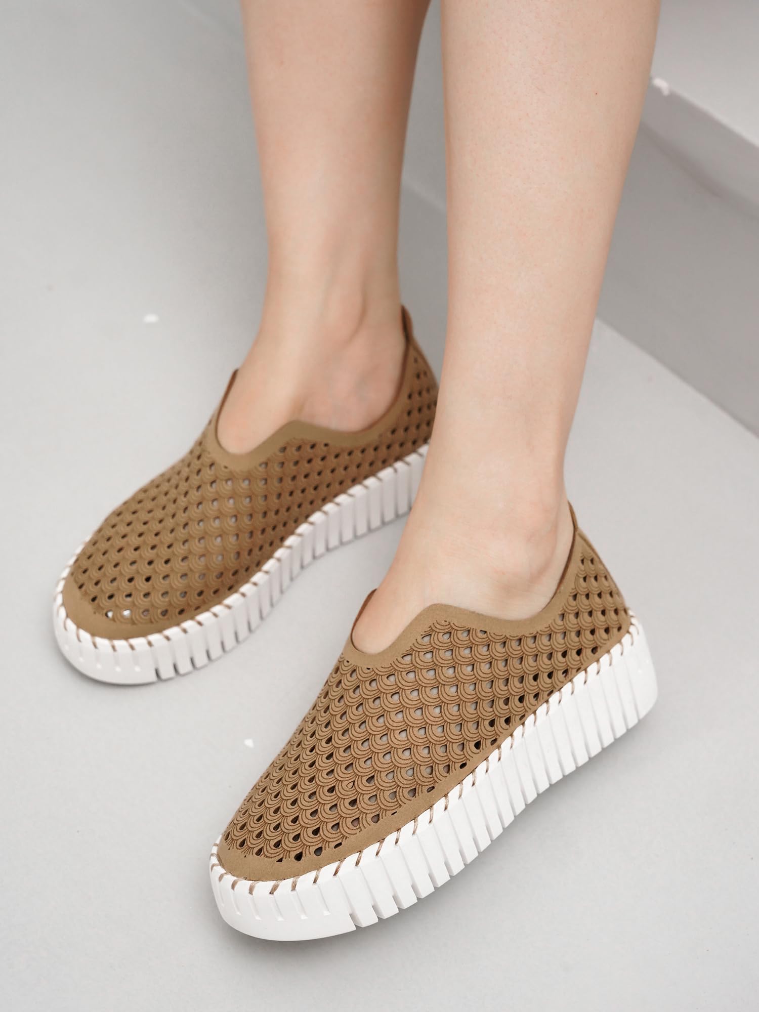 Project Cloud Loafers Lightweight Slip-On Non Slip Sneakers Beige Size 5.5