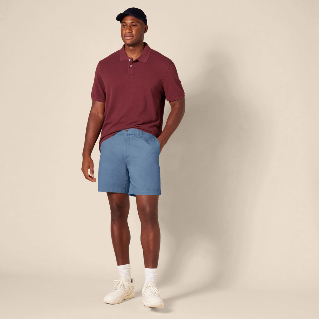 Amazon Essentials Men's Slim-Fit 7" Chino Shorts Deep Blue Size 30
