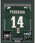 Framed Autographed/Signed Doug Pederson SB LII 35x39 Philadelphia Green Football Jersey JSA COA