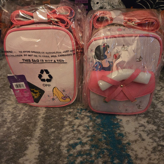 1 WondaPop Snow White Crossbody