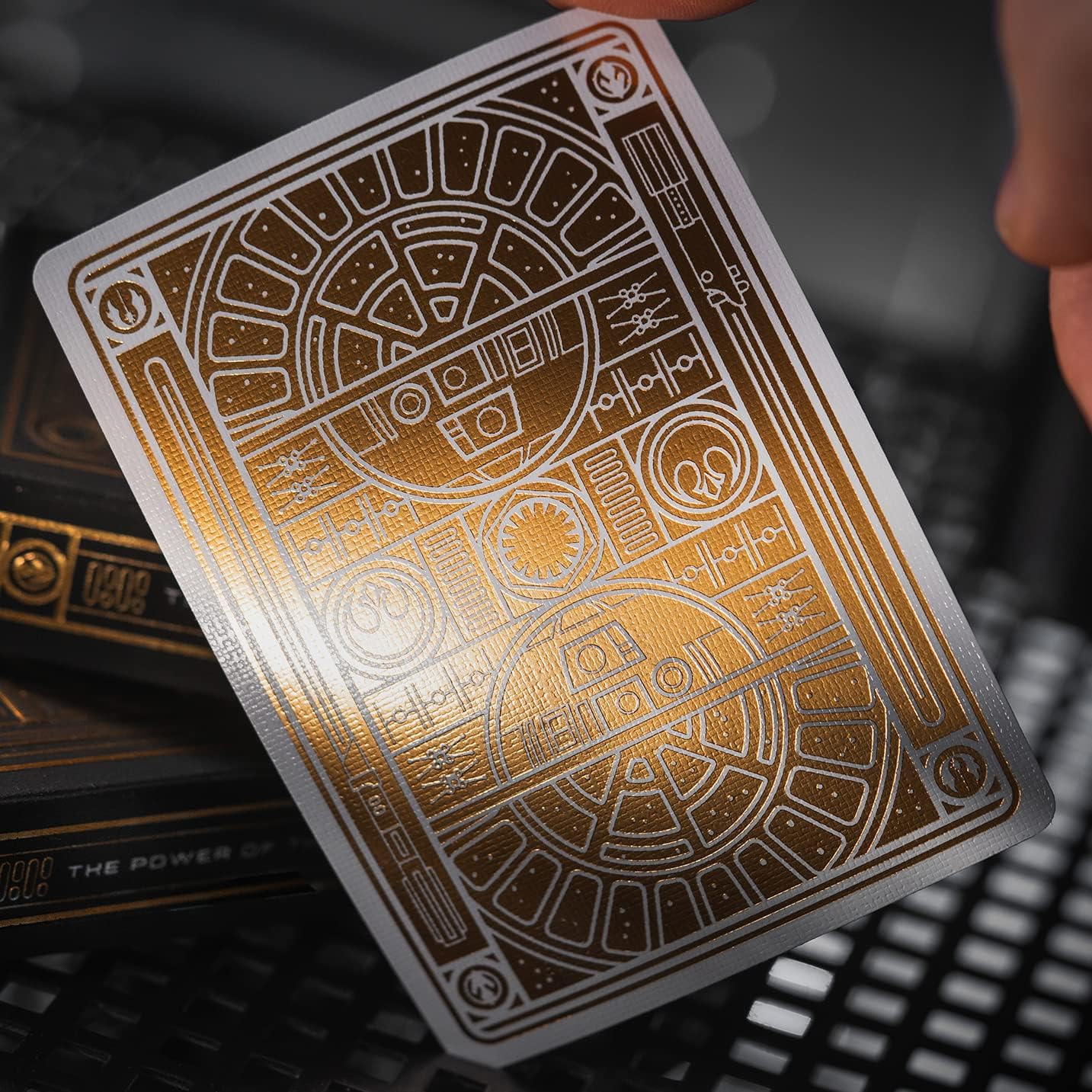 Theory11 Star Wars Gold Edition – Light & Dark Side Premium