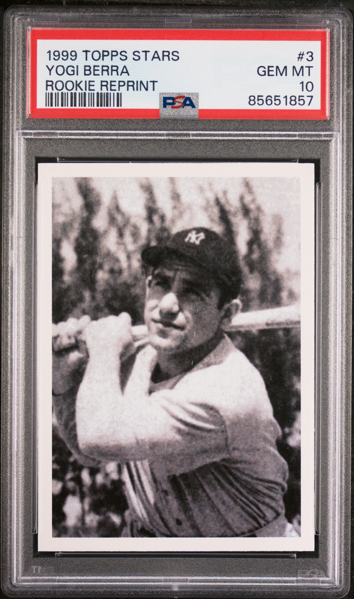 Graded 1999 Topps Stars Yogi Berra #3 Rookie Reprint Baseball Card PSA 10 Gem Mint