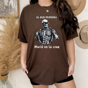 "Chidas Gym" Funny Mexican Slang T-Shirt – Sarcastic Skull Graphic Top, Retro Chicano Style Streetwear for Men & Women