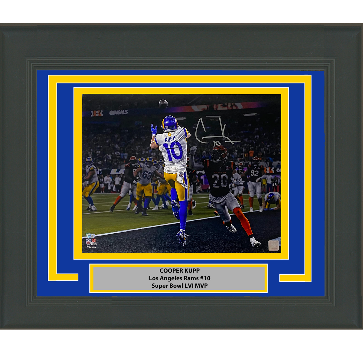 Framed Autographed/Signed Cooper Kupp Super Bowl LVI Los Angeles Rams 16x20 Football Photo Fanatics COA