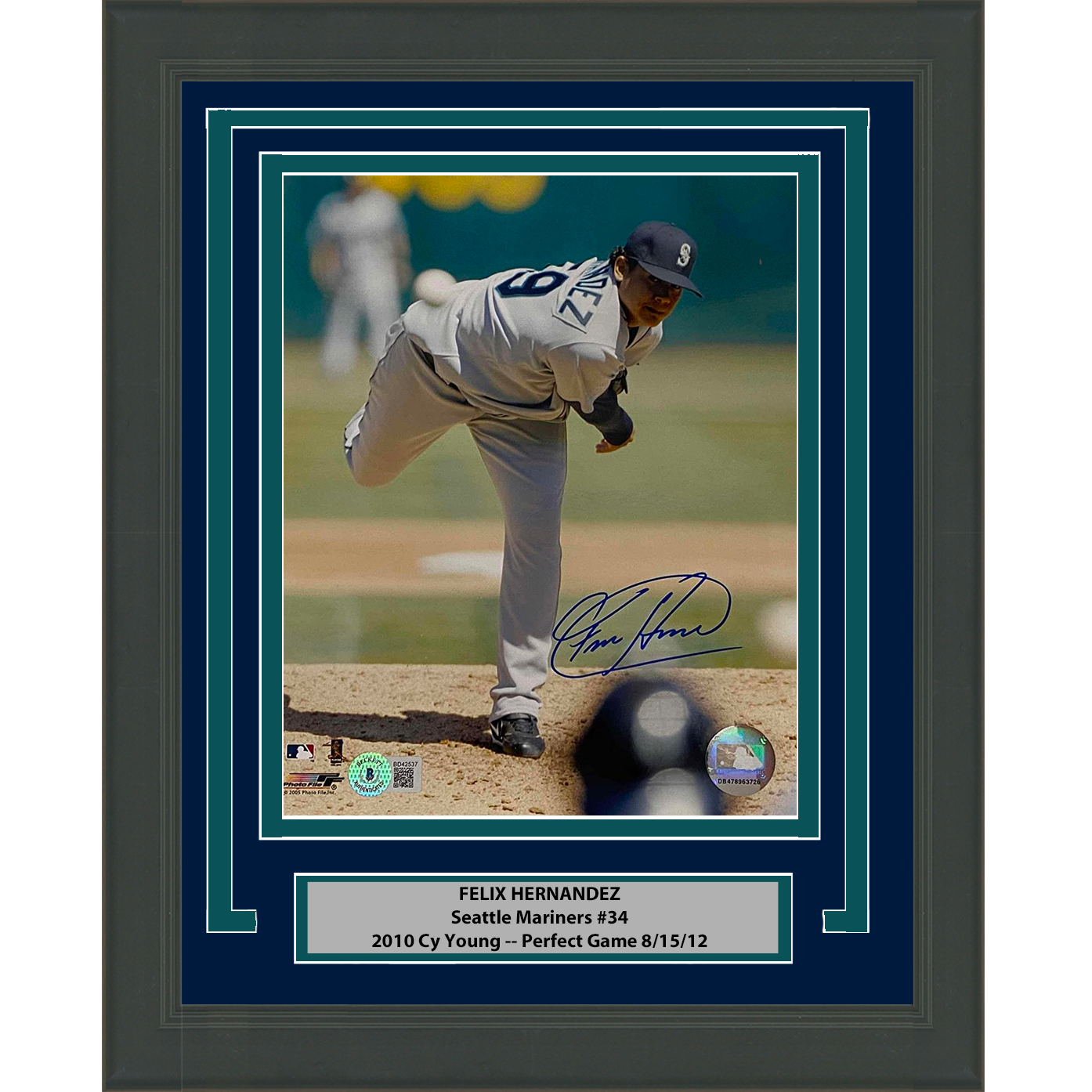 Framed Autographed/Signed Felix Hernandez Seattle Mariners 8x10 Baseball Photo Beckett BAS COA #2