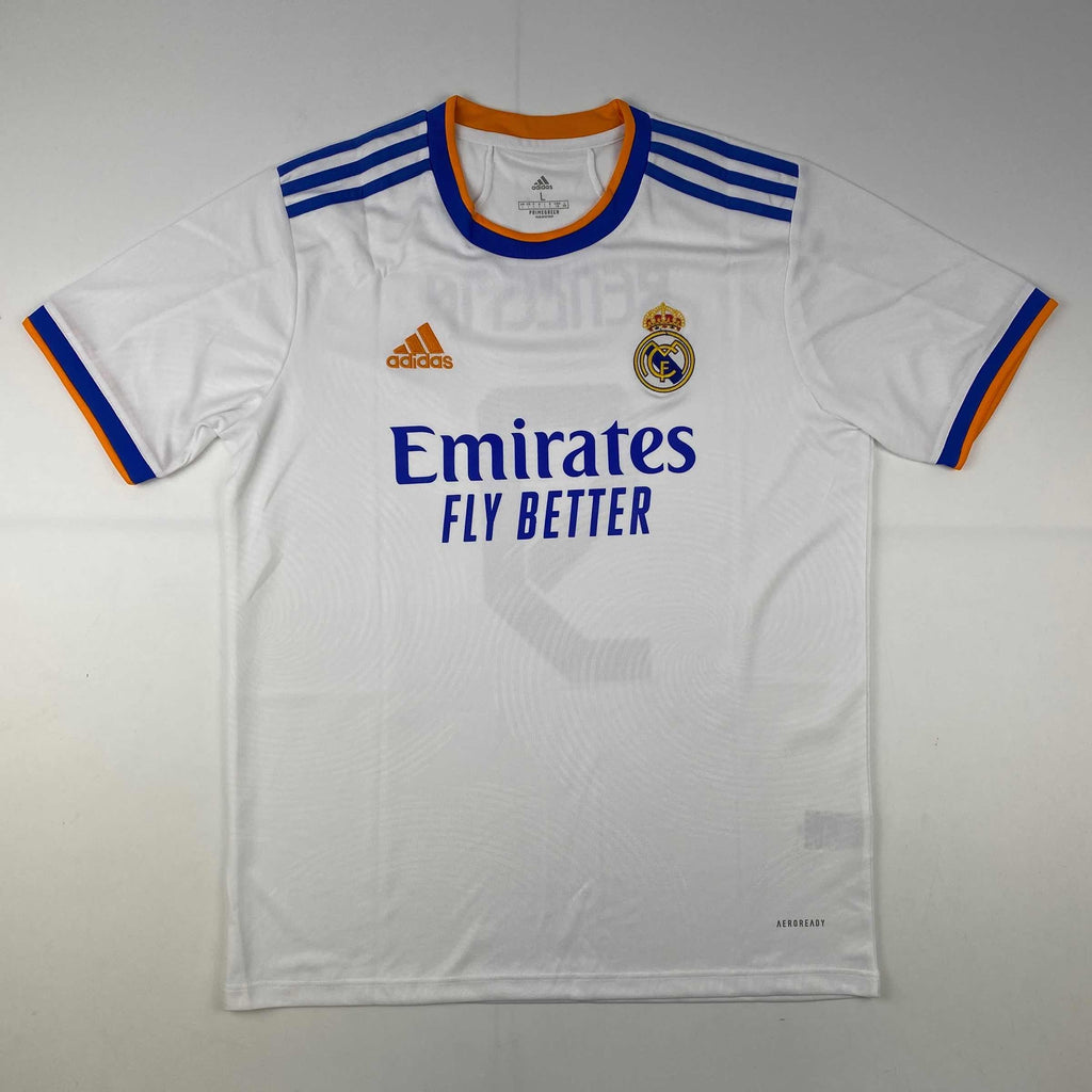 Autographed/Signed Karim Benzema Real Madrid 2021-22 White Soccer Jersey Beckett BAS COA