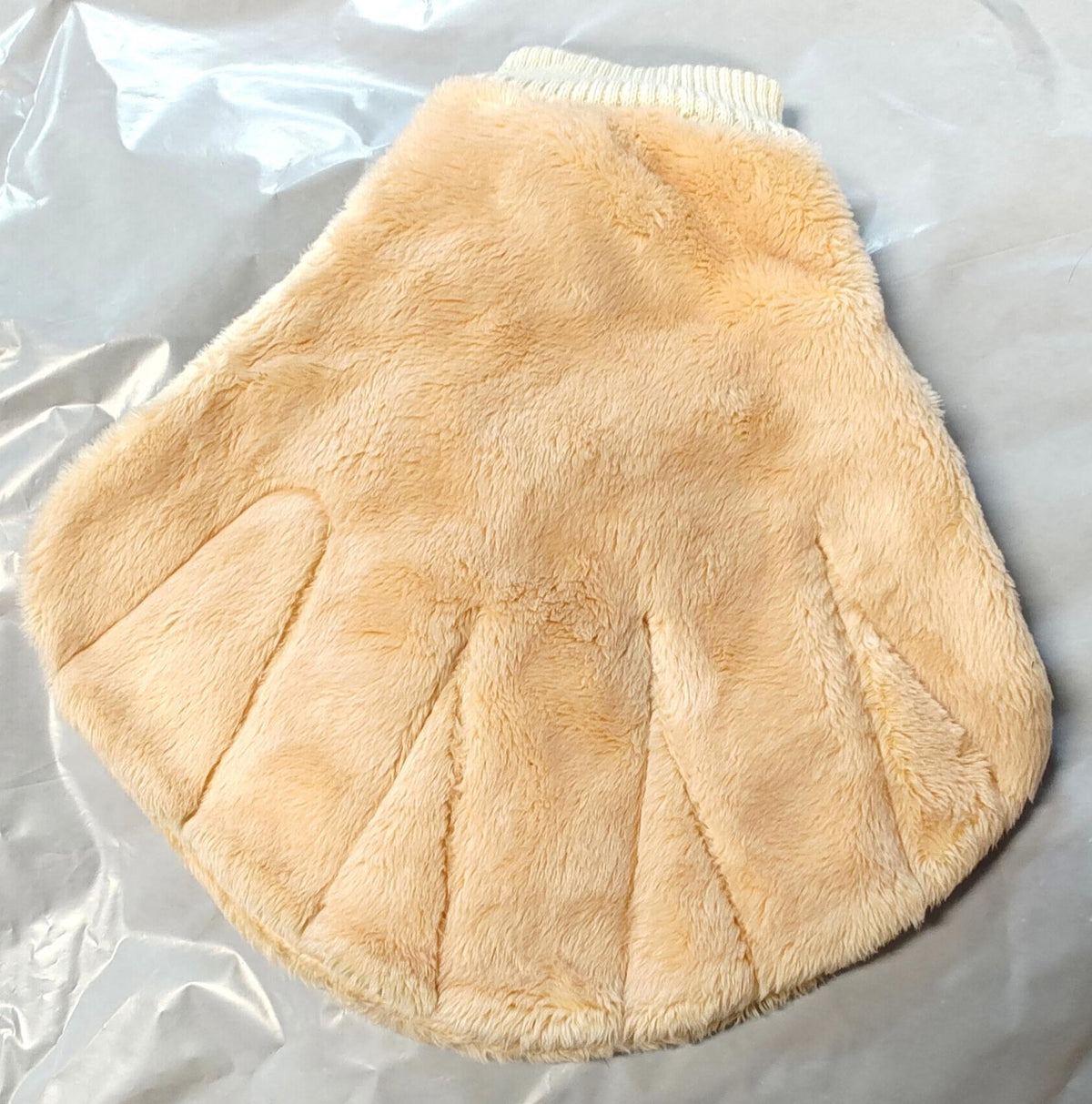 Small Pet Bonding Mitt – Non-Bite Comfort by PNC Family FInds