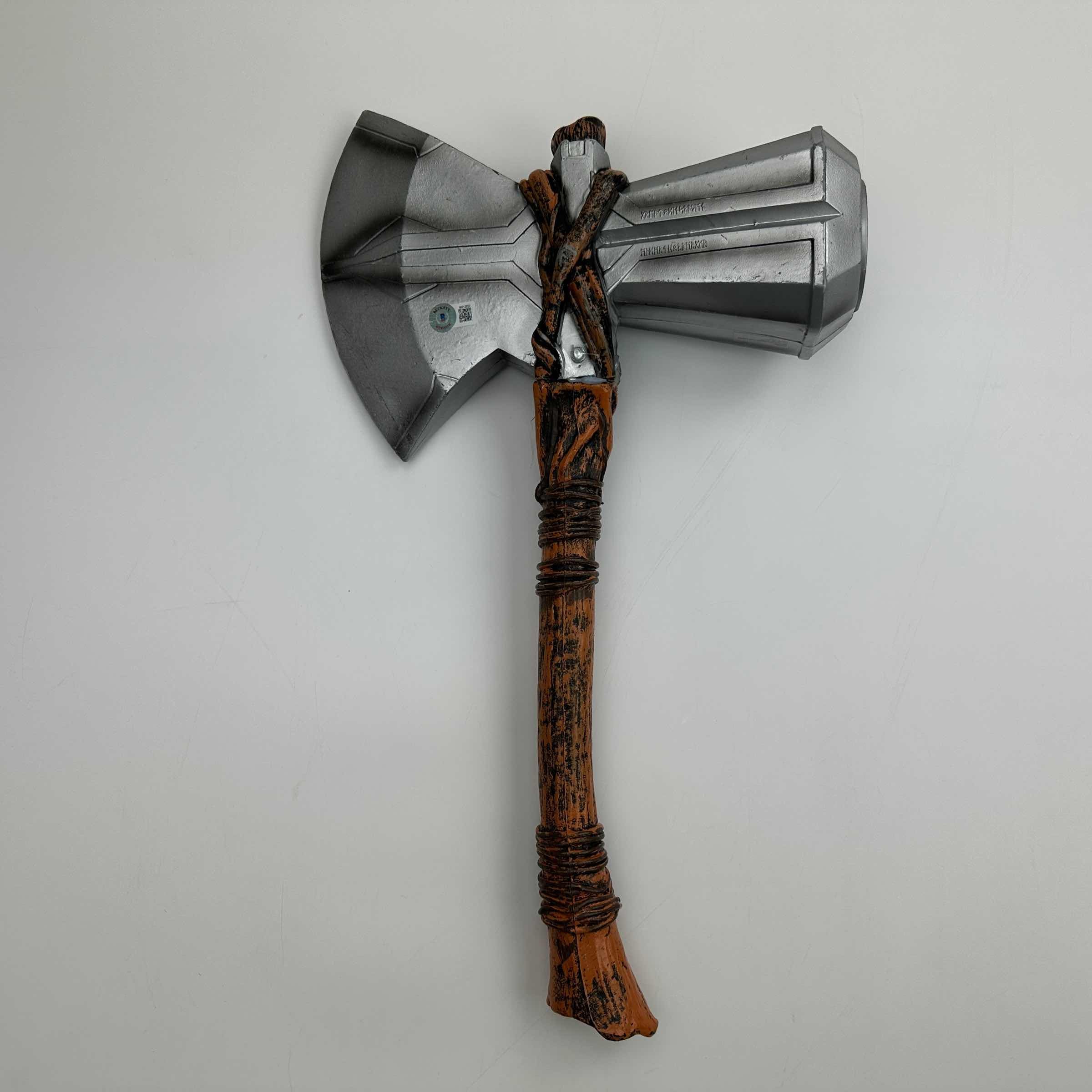 Autographed/Signed Chris Hemsworth Thor Stormbreaker 18" Axe Marvel Avengers Infinity War End Game Replica Movie Prop Beckett BAS COA