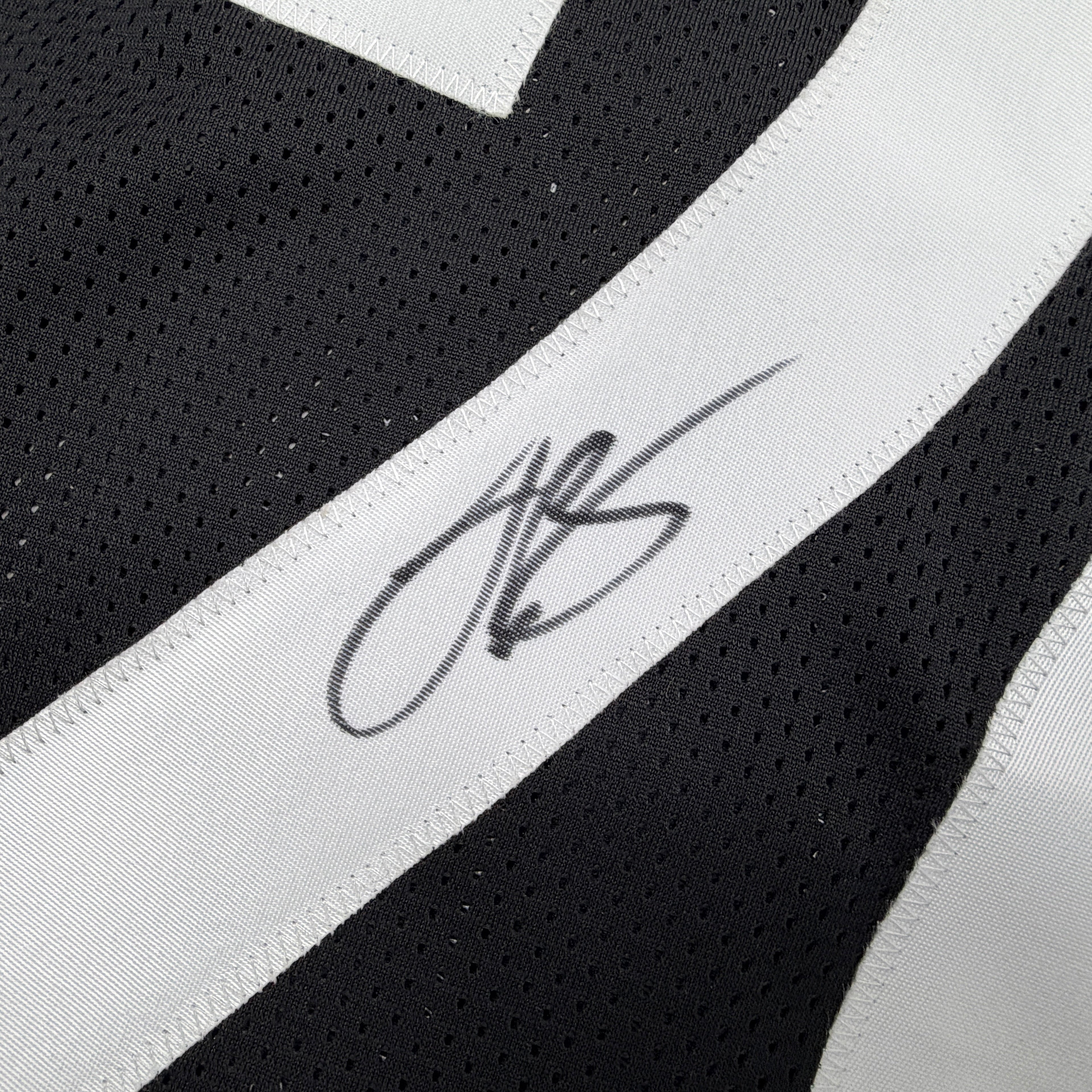 Autographed/Signed Le'Veon LeVeon Bell Pittsburgh Black Football Jersey Beckett BAS COA