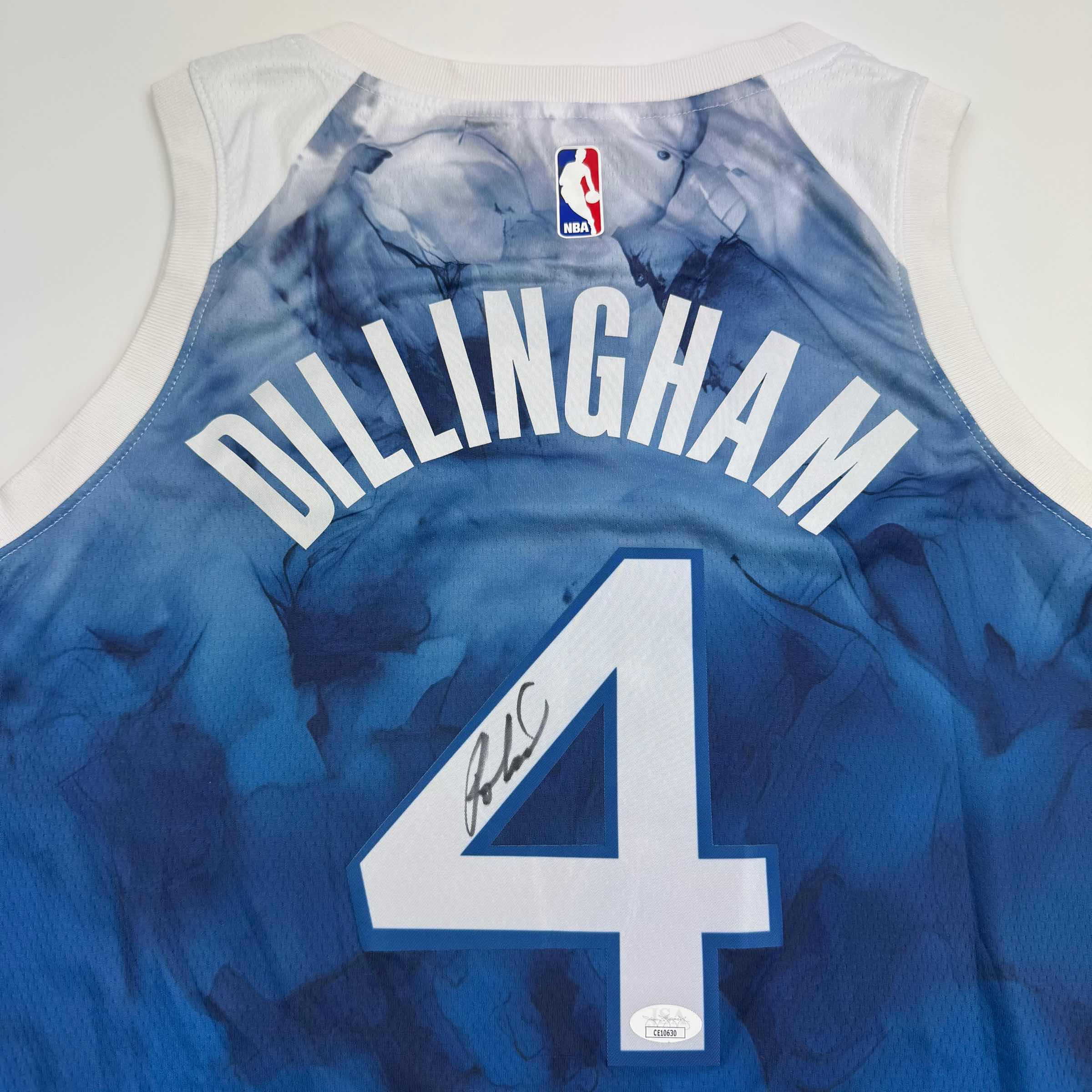Autographed/Signed Rob Dillingham Minnesota Blue Basketball Jersey JSA COA