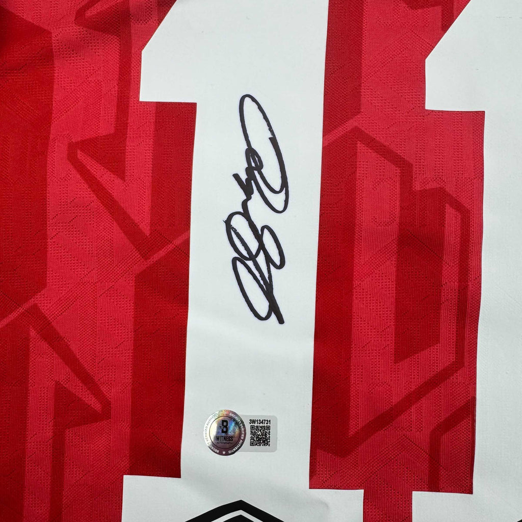 Autographed/Signed Ryan Giggs Manchester United Red Soccer Jersey Beckett BAS COA