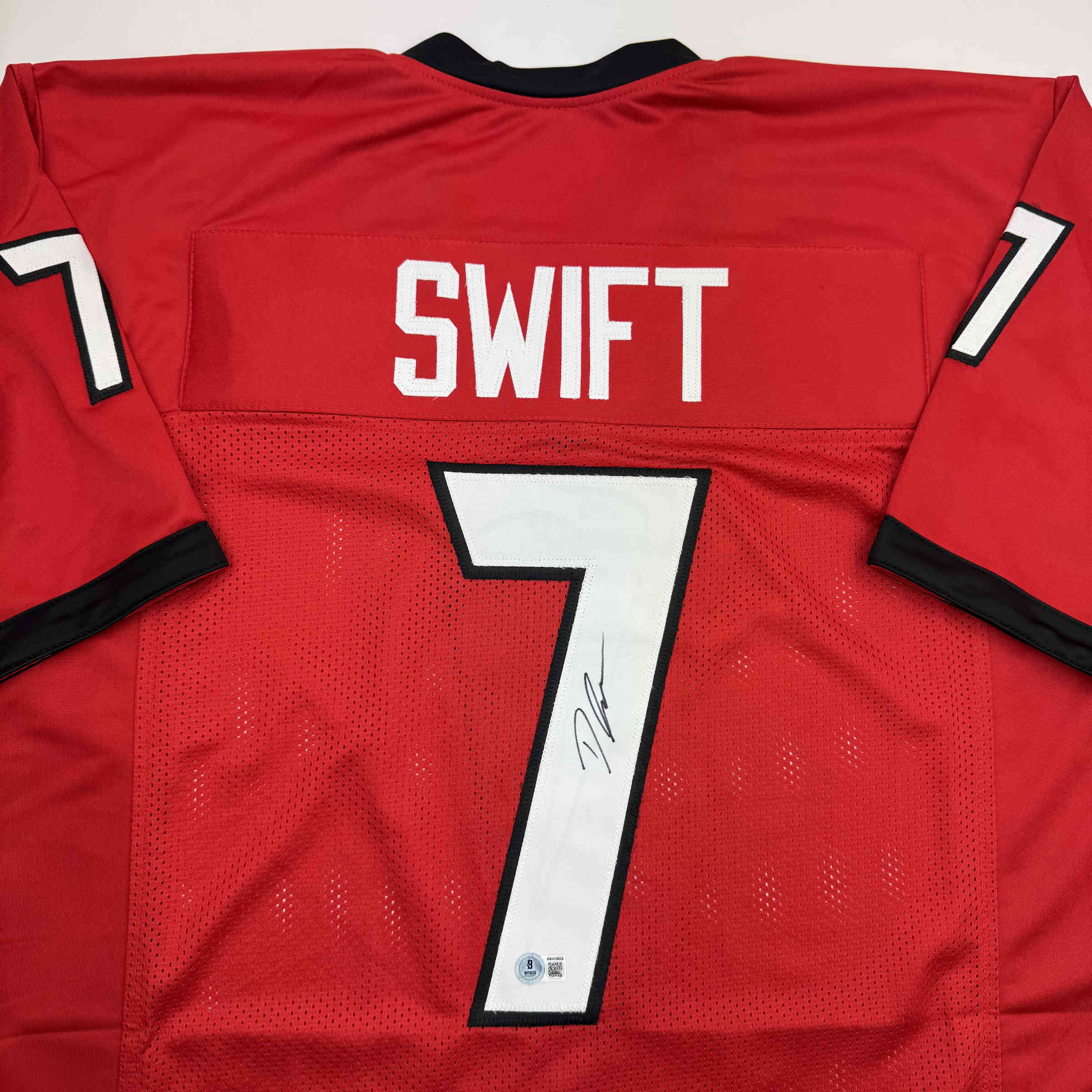 Autographed/Signed D'Andre Swift Georgia Red College Football Jersey Beckett BAS COA
