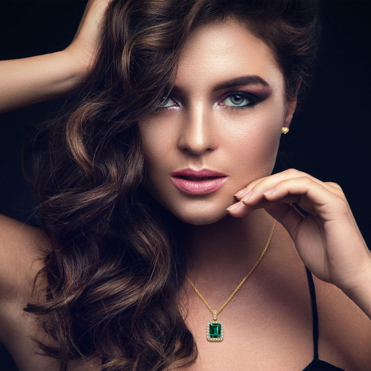 5CT (11mm) Royal Emerald Moissanite Necklace