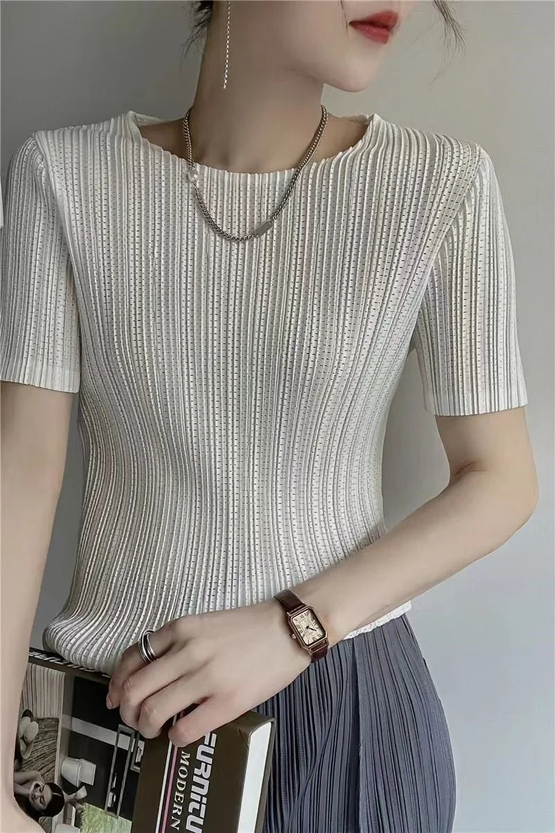 Women's Pleated Short Sleeve Blouse – O-Neck Loose Fit Casual Top for Spring & Summer