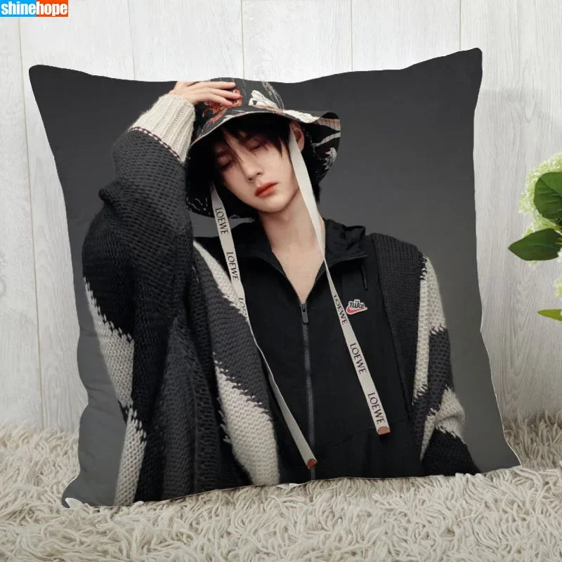 Custom Decorative Pillow Cover – Modern 45x45cm Pillowcase