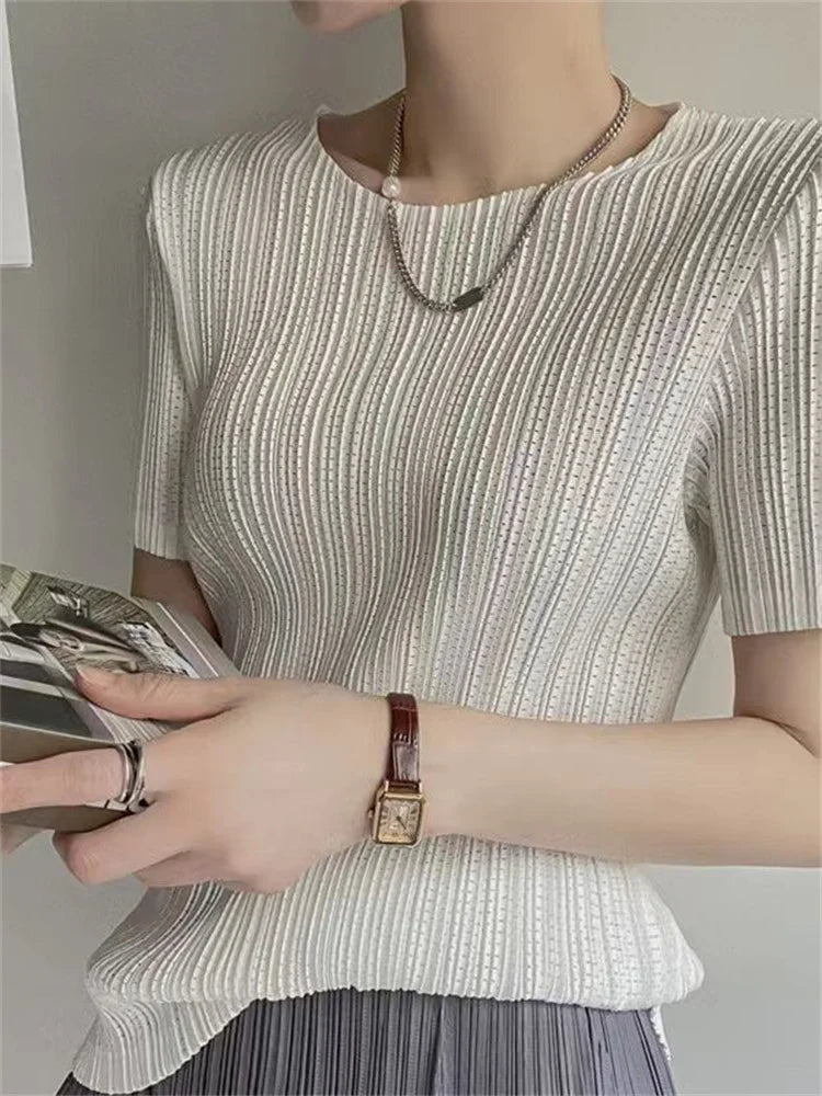 Women's Pleated Short Sleeve Blouse – O-Neck Loose Fit Casual Top for Spring & Summer