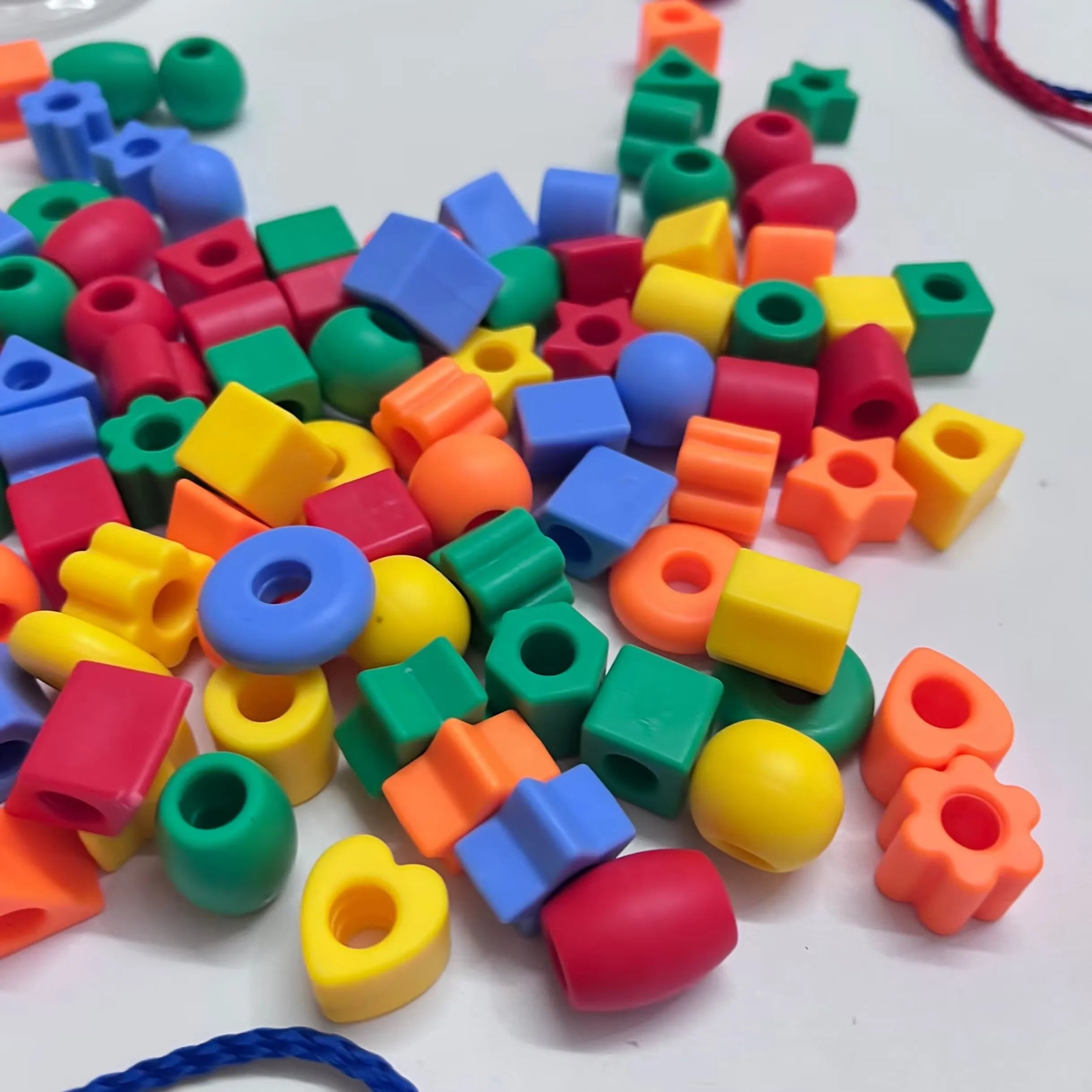 Beaded DIY Puzzle Bracelet – Educational Geometry Shape Toy for Kids