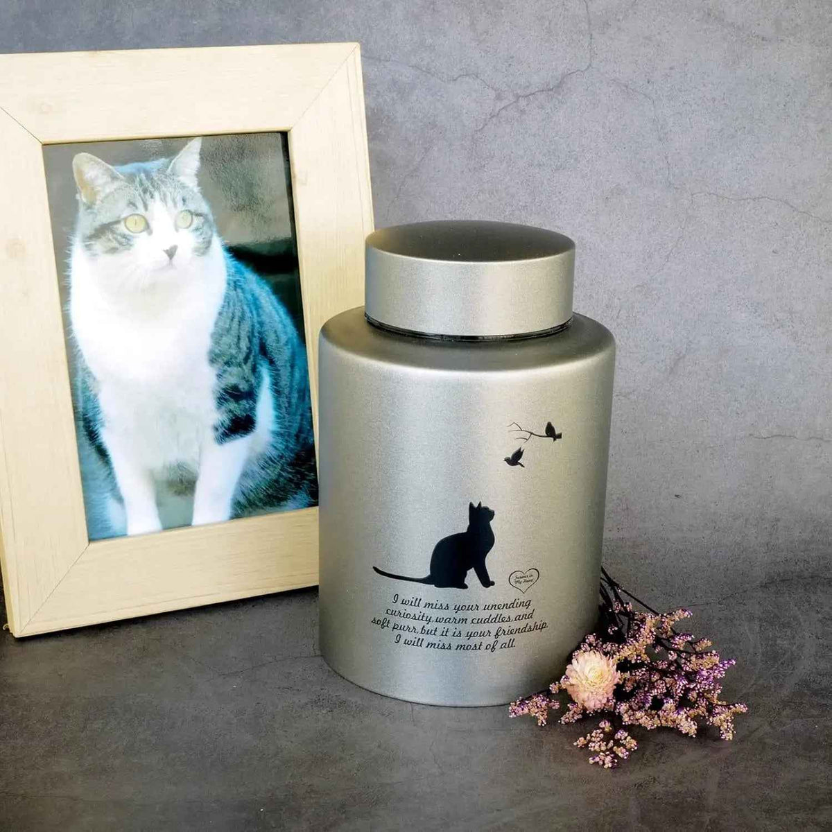 Stainless Steel Pet Memorial Urn for Cats & Small Dogs