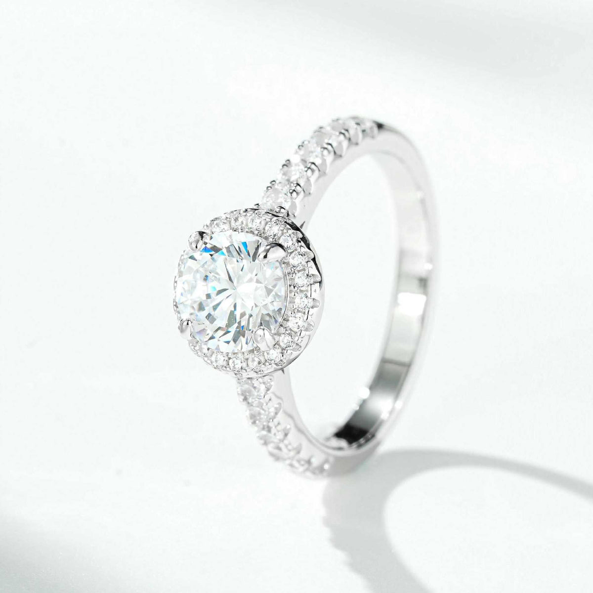 Women's 1-carat Round Bezel Ring