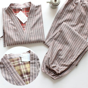 Vertical striped warm gray kim