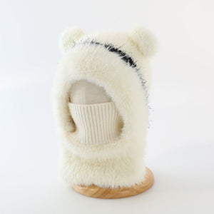 D 67 Off White (Adult)